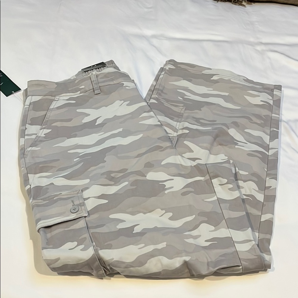 Wild Fable Gray Camo Wide Leg Pants